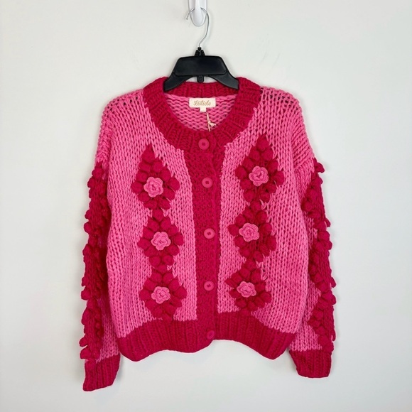 Flower Detail Tufted Dot Hand Crochet Knit Cardigan in Rose - Picture 3 of 5